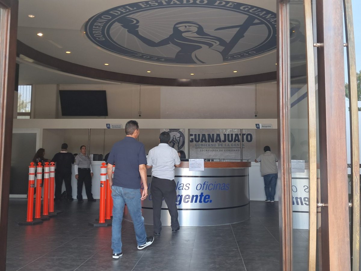 Siguen fallas en el Registro Público de la Propiedad de Guanajuato y retrasa trámites
