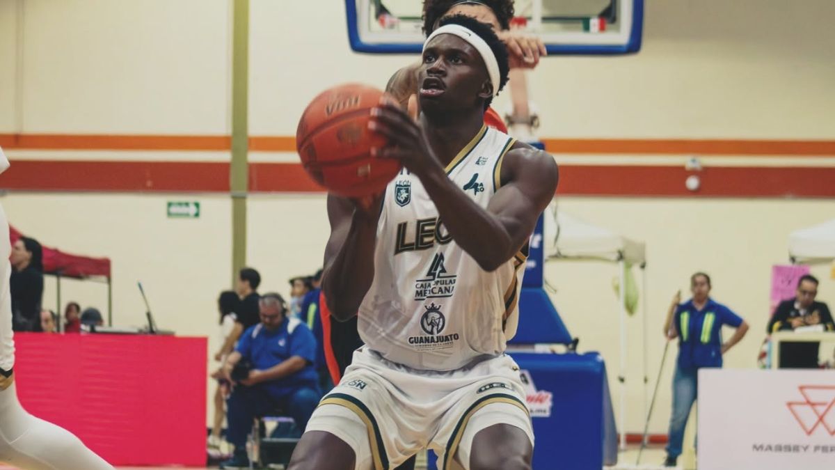 Abejas de León Play-In Santos