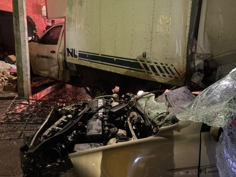Tragedia en León: Choque en San Miguel deja 3 muertos y dos mujeres graves