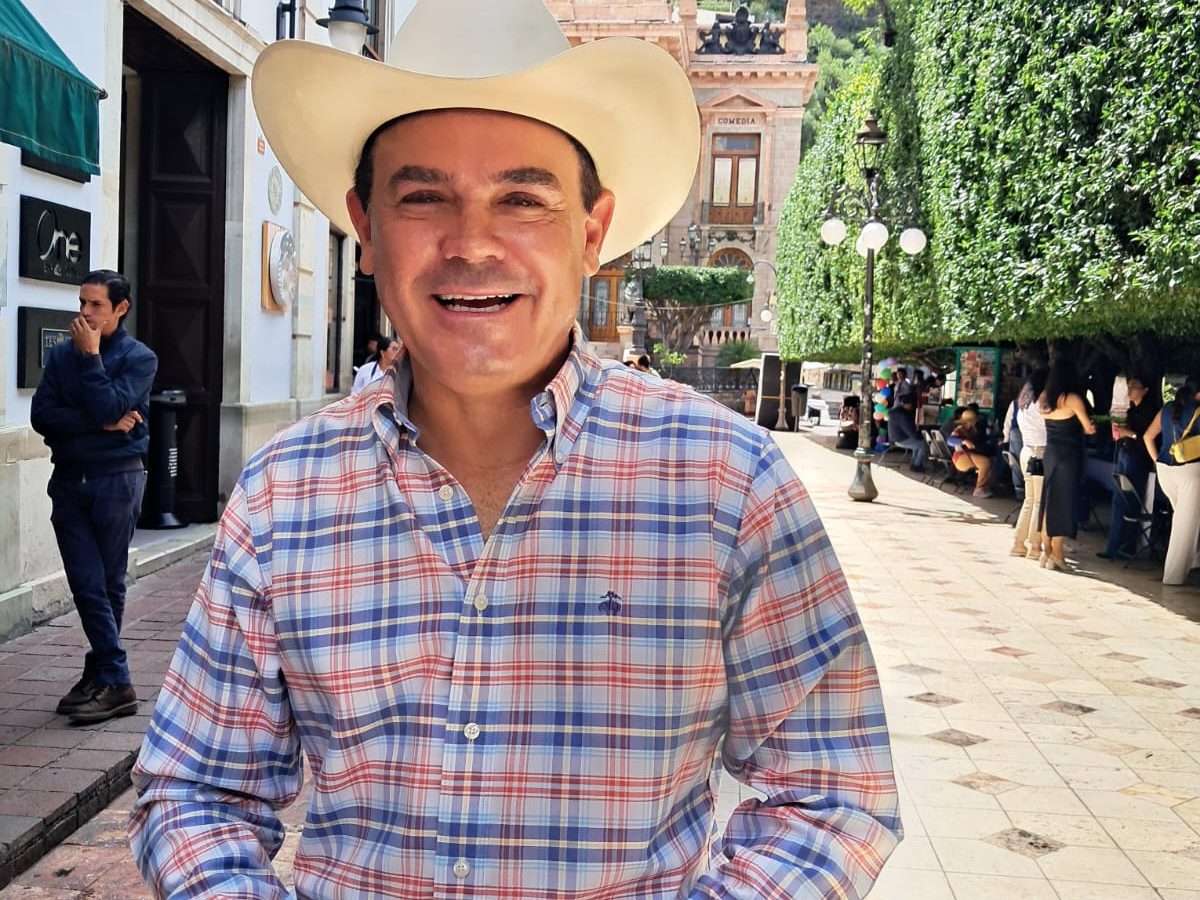 Relevan a hijo de Samantha Smith y nombran a Alejandro Navarro en DIF de Guanajuato capital