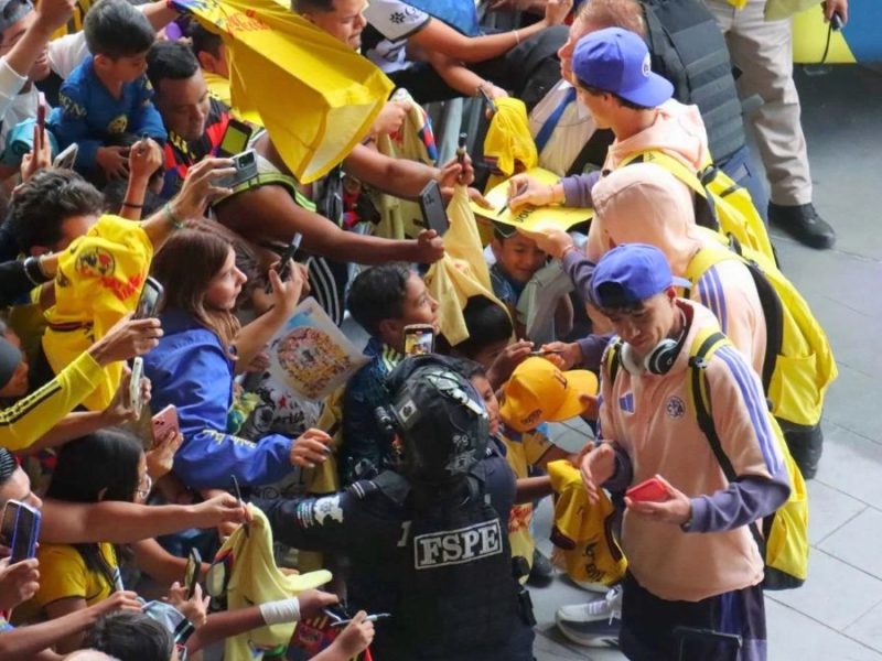 América llegó a León; Henry Martín y Rodolfo Cota se llevan mega ovación azulcrema