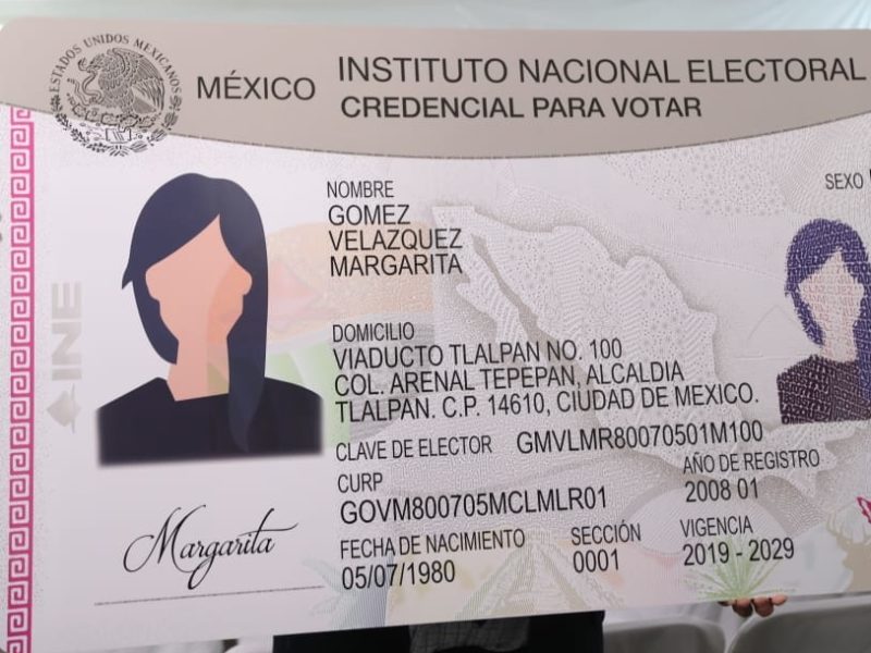 Cuestionan contrato de mil 75 millones para fabricar credenciales del INE