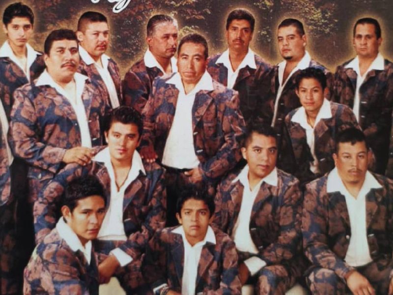 Banda Lirio celebra 25 años de llevar ‘la grandeza del Bajío’ a los escenarios