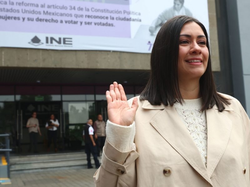 Nueva presidenta interina del INE enfrenta señalamientos por contratos millonarios