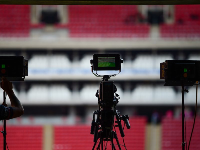 Derechos de transmisión de la Liga MX podrían venderse en conjunto a partir de 2028 