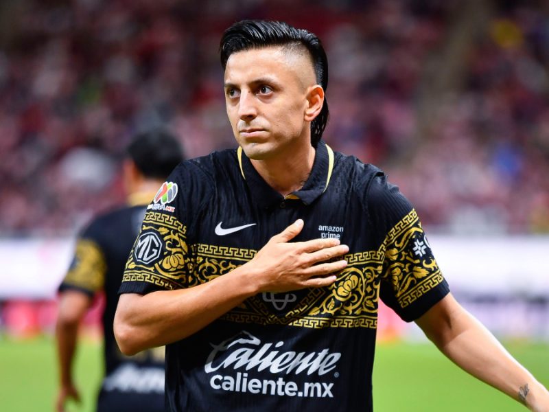 Chivas vence a Necaxa y rompe racha de cuatro partidos sin victoria 