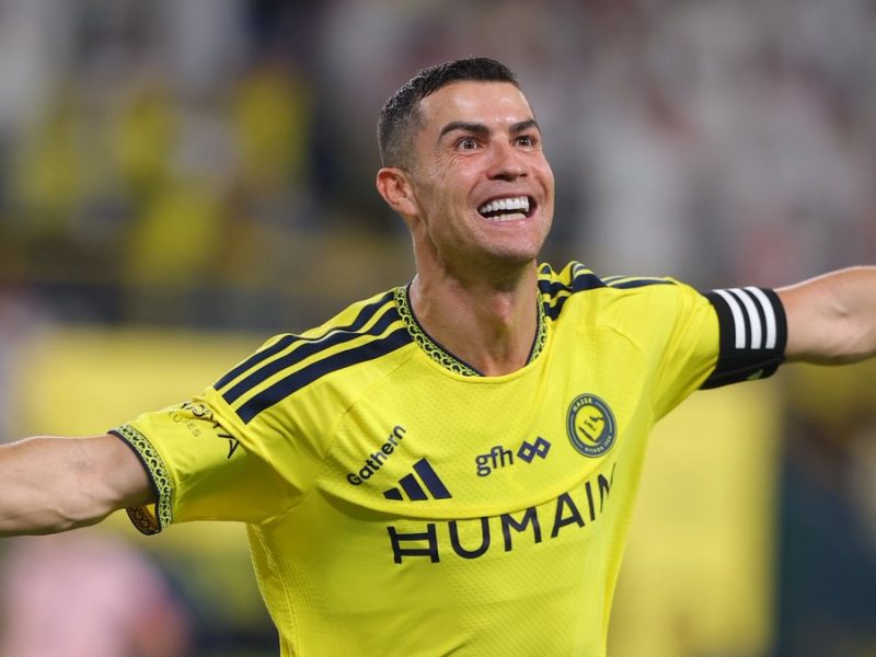 Cristiano gana el Balón de Oro de todos los tiempos y está más cerca de los mil goles