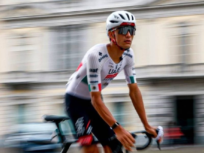 Isaac del Toro queda fuera de la pelea por el Gran Piemonte y enfoca su preparación en el Giro de Lombardía