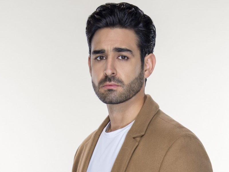 Daniel Gama triunfa con su protagónico en ‘Cuando fui bonita’ y anuncia que será papá