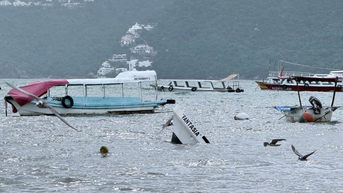 Pánico en Puerto Vallarta por el huracán Simón: se vacían súper y gasolineras