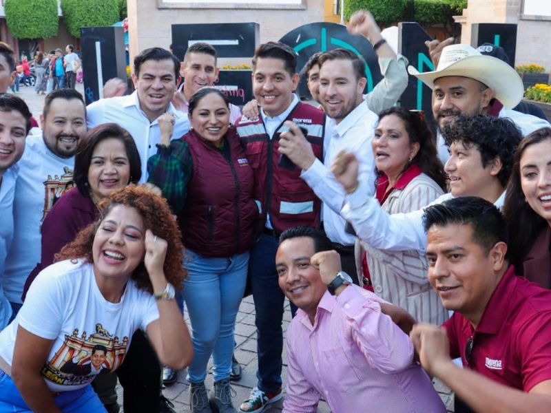 Emmanuel Reyes admite traslados de simpatizantes, pero niega sean de otros municipios