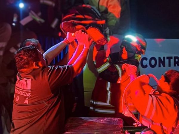 Saturación en hospitales de Irapuato frena a ambulancias hasta una hora en rampas