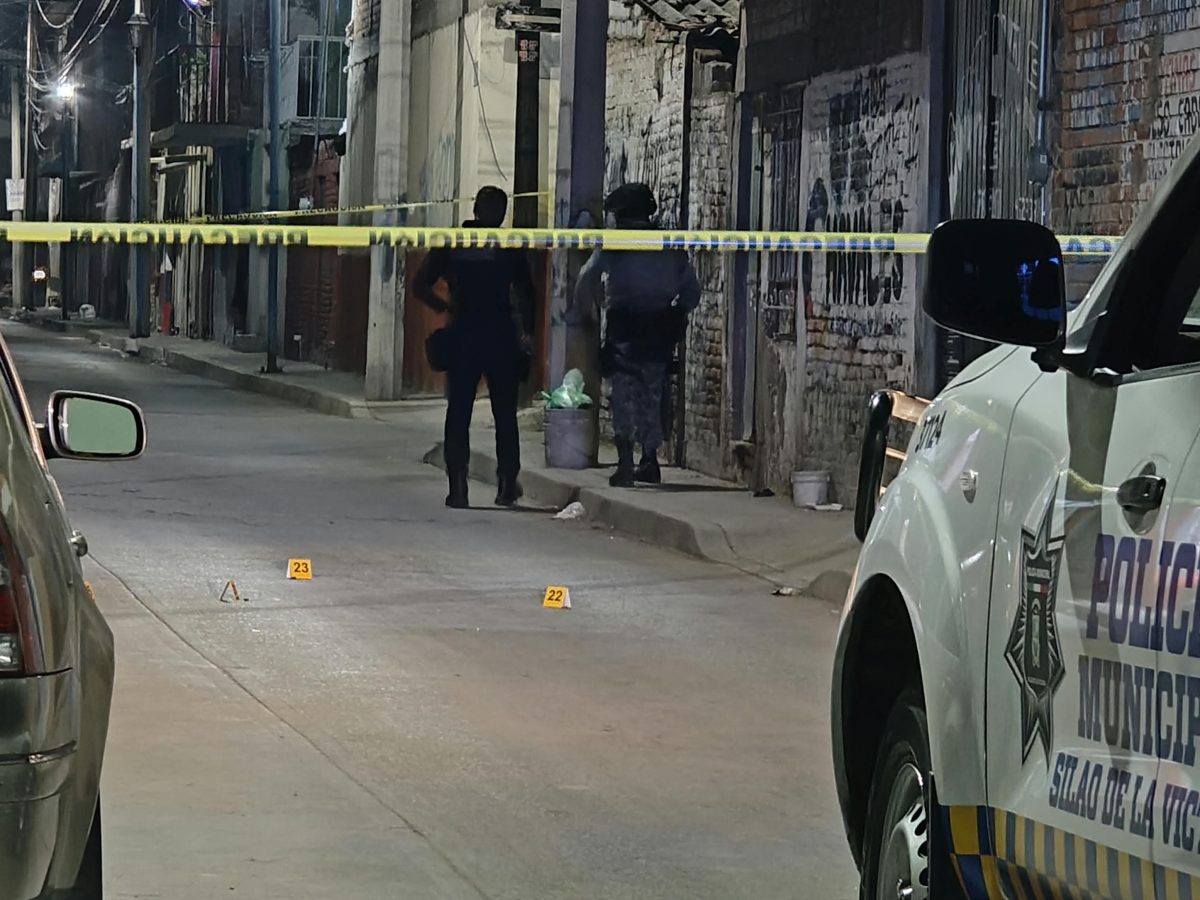 Asesinan a “La Flaca” dentro de un negocio de comida en el Centro de Silao