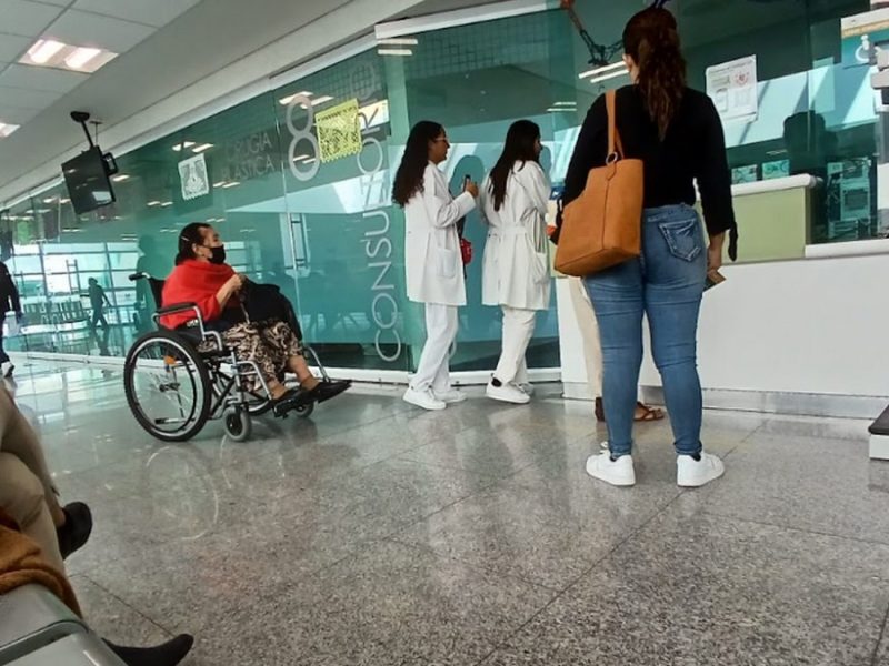 Tienen IMSS, pero prefieren pagar consulta: Guanajuatenses denuncian largas esperas y mala atención