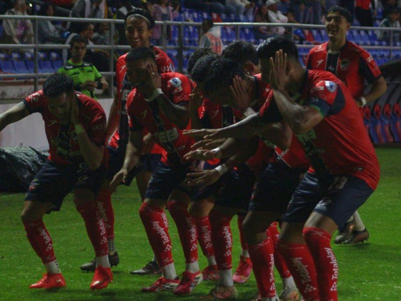 Irapuato vence a Tritones de Vallarta: Gol de Araujo, tres expulsados y conatos de bronca
