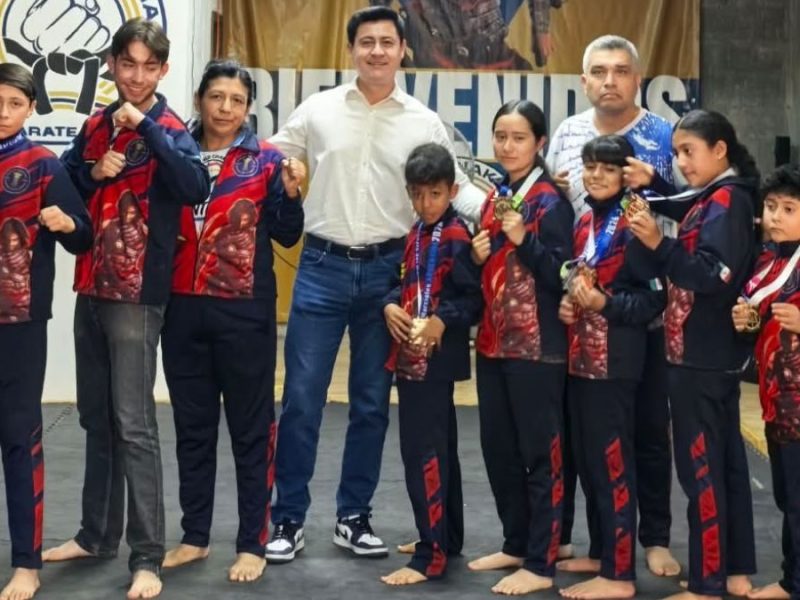 Karatecas de Manuel Doblado conquistan ocho medallas en Mundial de Artes Marciales
