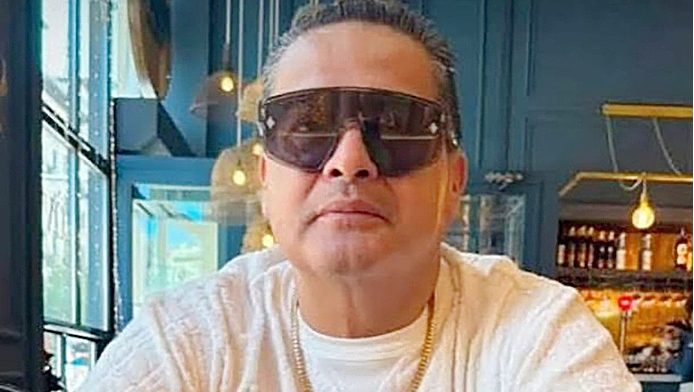 Indaga FGR a operador financiero de La Barredora por fabricar billetes falsos