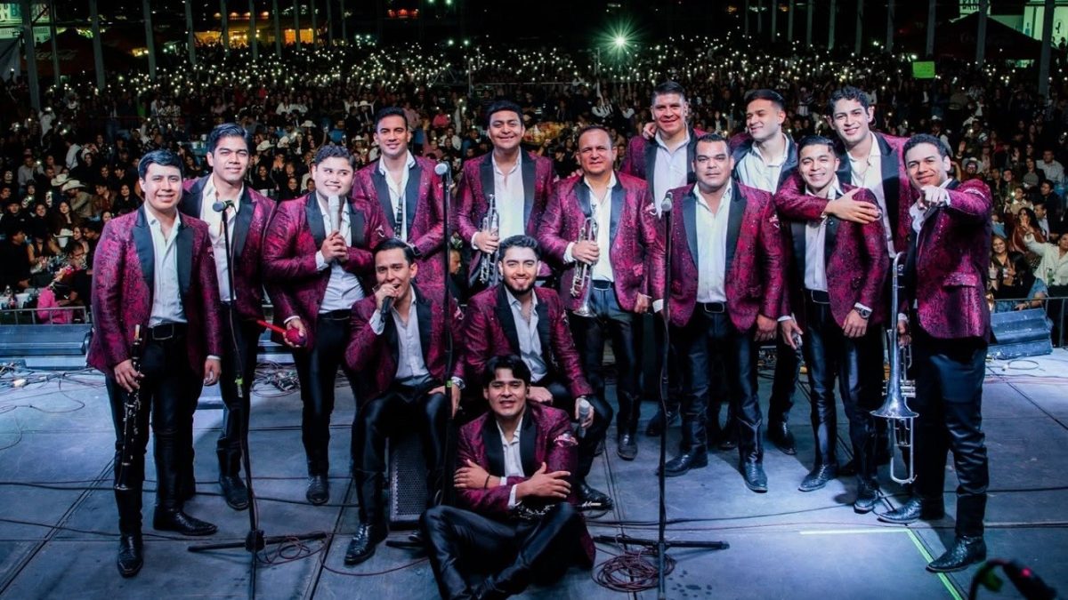 La Arrolladora en la Feria de Purísima del Rincón (1)