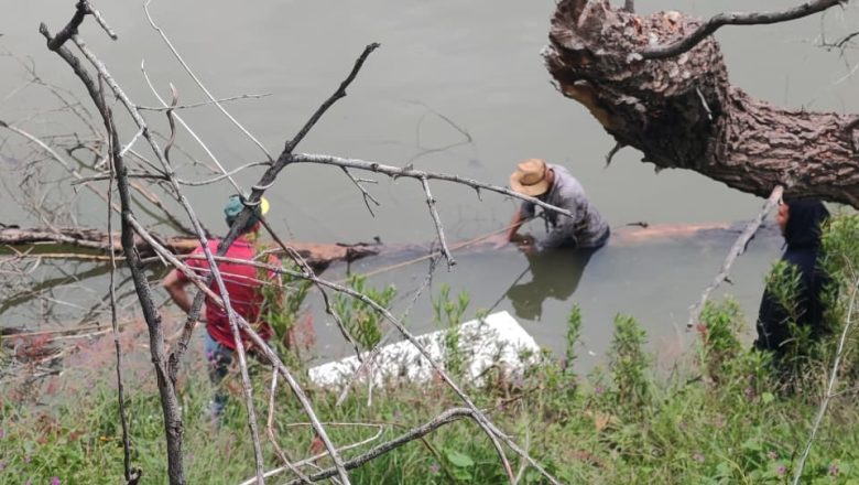 Hallan a abuelito golpeado y atrapado en presa de León