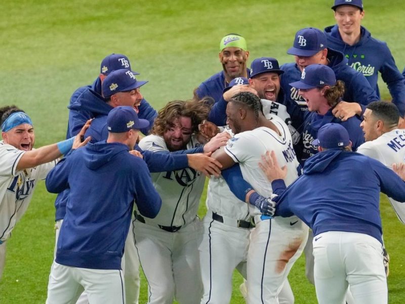 ¡Milagro en la entrada 12! Les metieron un jonrón mortal y terminaron ganando un partido épico en la Serie Mundial