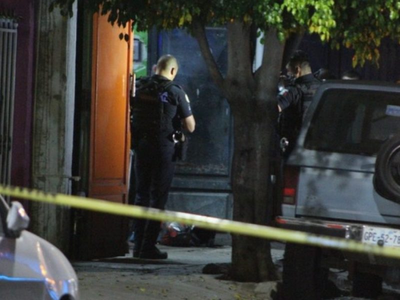 Muere joven de 18 años tras ataque a balazos en Chapalita; mujer está grave