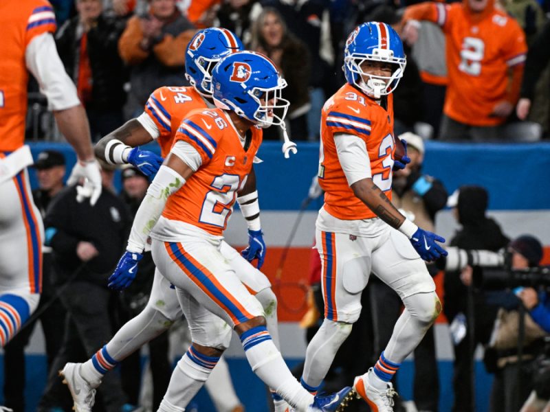 Broncos gana a Seahawks en tiempo extra 