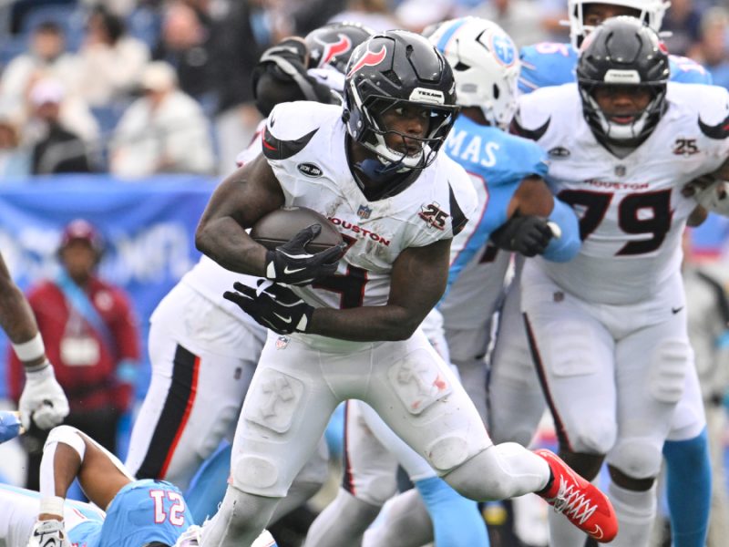 Canales para ver Broncos vs Seahawks, Texans vs Jaguares, Packers vs Vaqueros de Dallas y 49ers vs Commanders