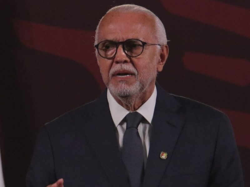 Exhibe desplome que gobernador de Nayarit usa aeronaves para él y su familia