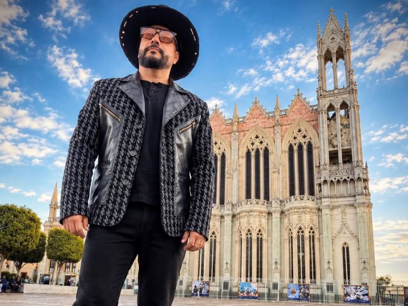 NELRO quiere conquistar a México con su lado más libre