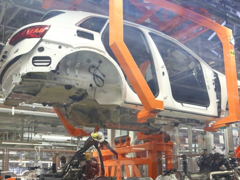 Se hunde producción de autos en México 15.1% y exportaciones caen 11.9% en septiembre
