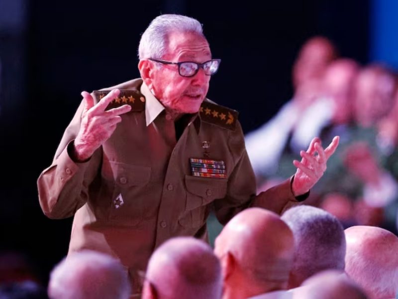 EU emite orden de arresto contra Raúl Castro por derribo de avionetas en 1996
