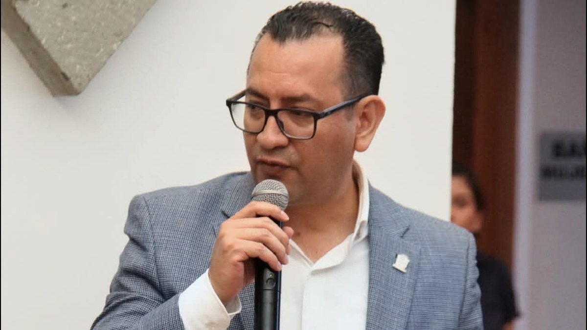 Rodolfo Gómez Cervantes renuncia