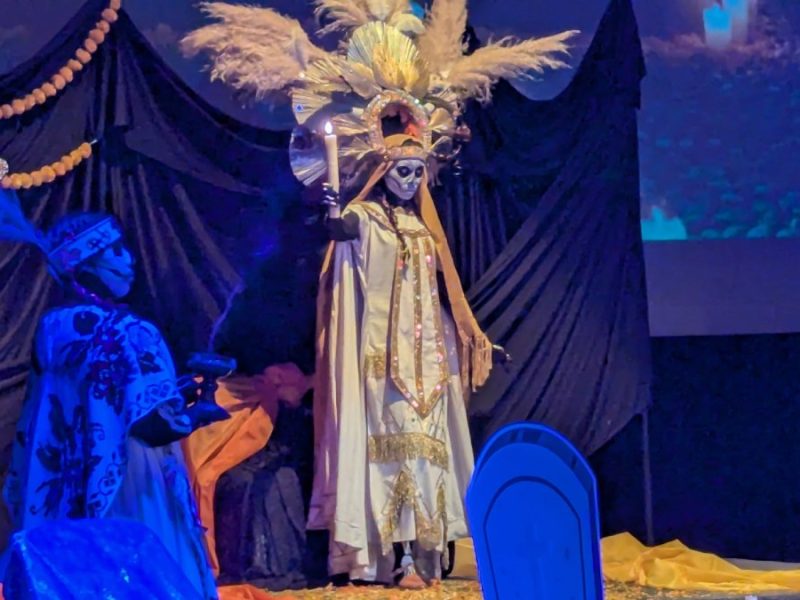 Talleres, exposiciones, altares y más, ofrece la décima edición del Festival Reviviendo Tradiciones de Irapuato