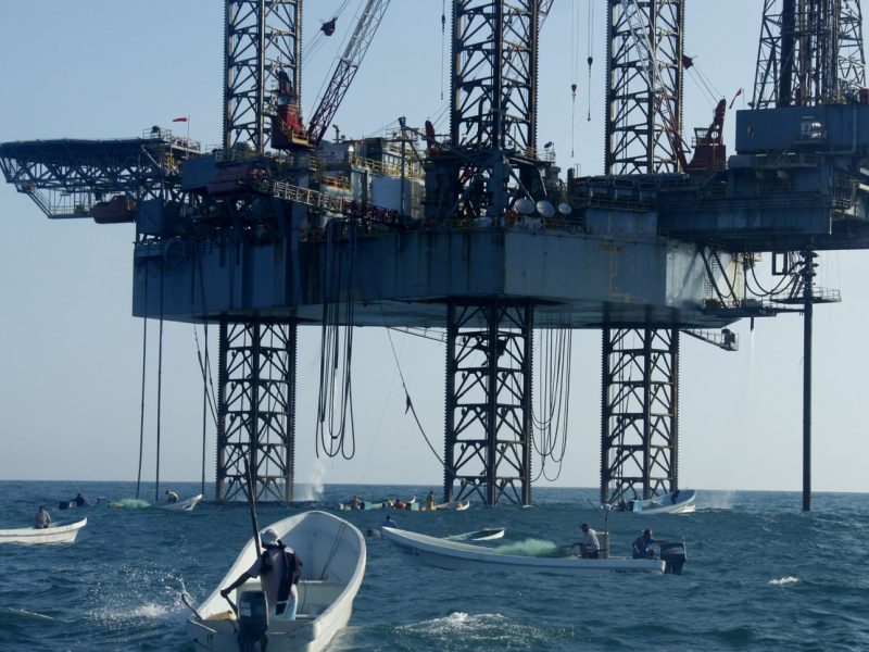 ¿Crisis petrolera? Cae producción de Pemex a su nivel más bajo en la historia