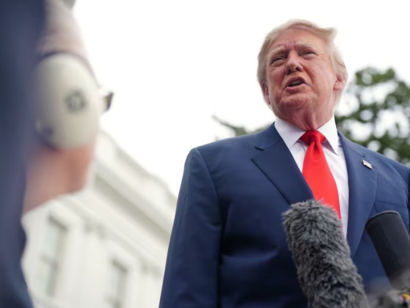“Es hora de que Ucrania tenga nuevo presidente”, dice Trump y arremete contra Zelensky