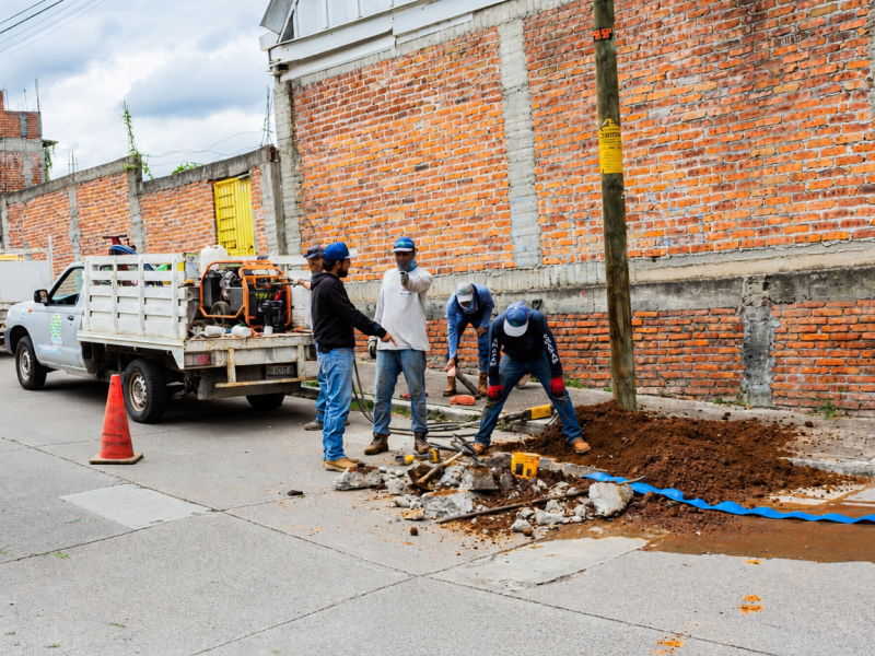Reportan riesgos de accidentes en Moroleón y Uriangato por obras inconclusas de agua