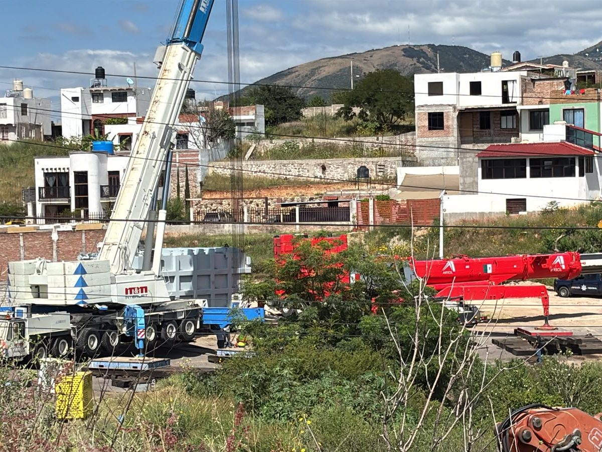 Tras una semana de caos en Santa Teresa, SICT indaga daños por tráiler en Guanajuato