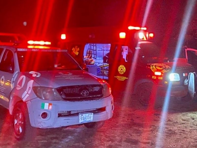 Caída en Cerro de Culiacán: Rescatan a hombre con fractura y picaduras de abejas