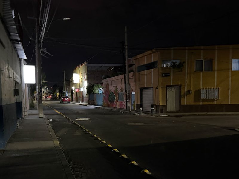 Celaya a oscuras: Atribuyen apagones en calles y avenidas al robo continuo de cable