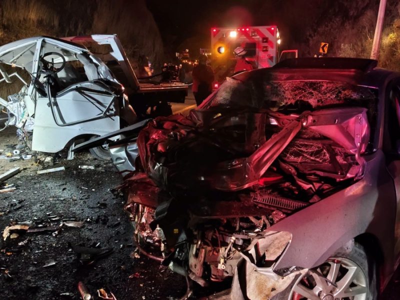 Trágico choque de frente deja un muerto en la Tarandacuao-Acámbaro