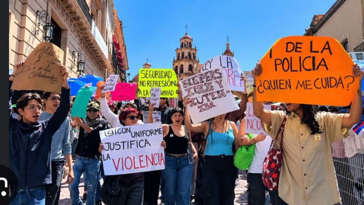 UG respalda alumnos abuso policial Guanajuato
