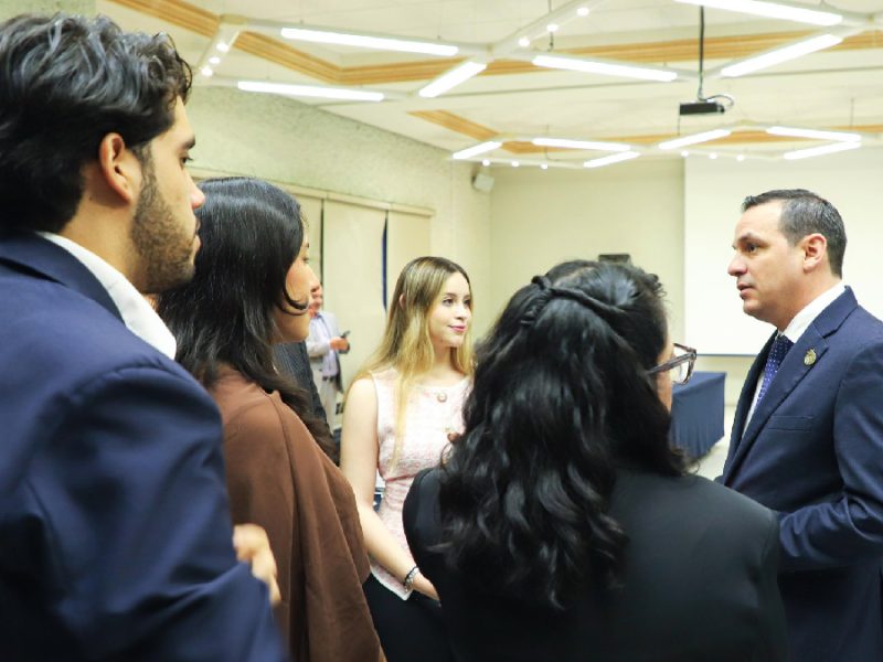 Gobierno y UG pactan acuerdos de seguridad para alumnos de la Universidad de Guanajuato en la capital