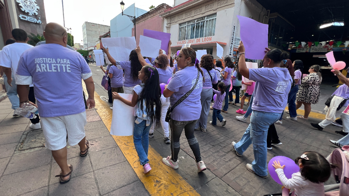 Arlette guardería León marcha: Exigen justicia por caso - Periódico AM