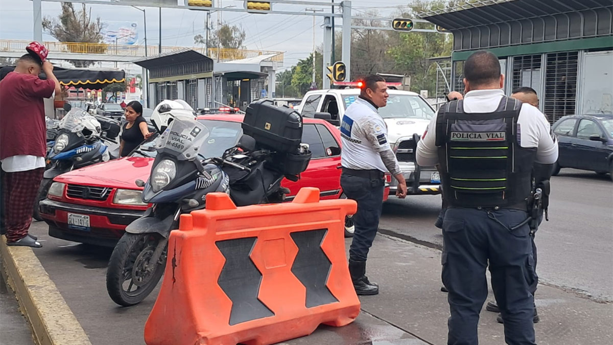 León policía vial atropellado Torres Landa