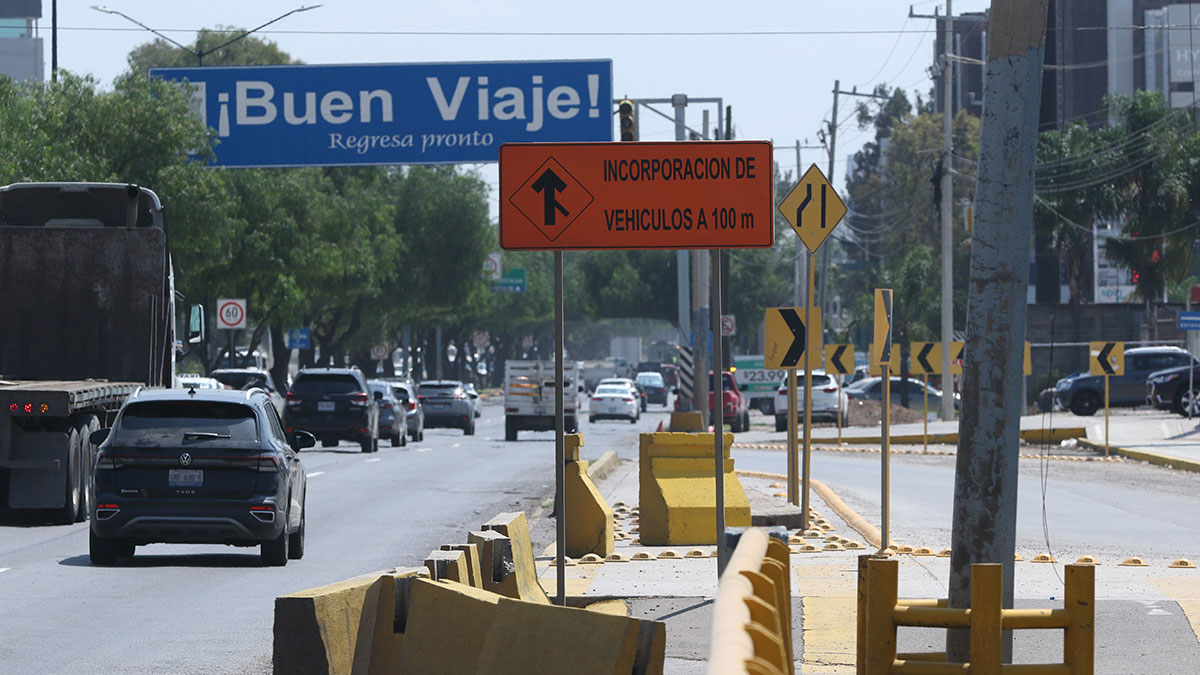 Cancela Estado puente bulevar Aeropuerto