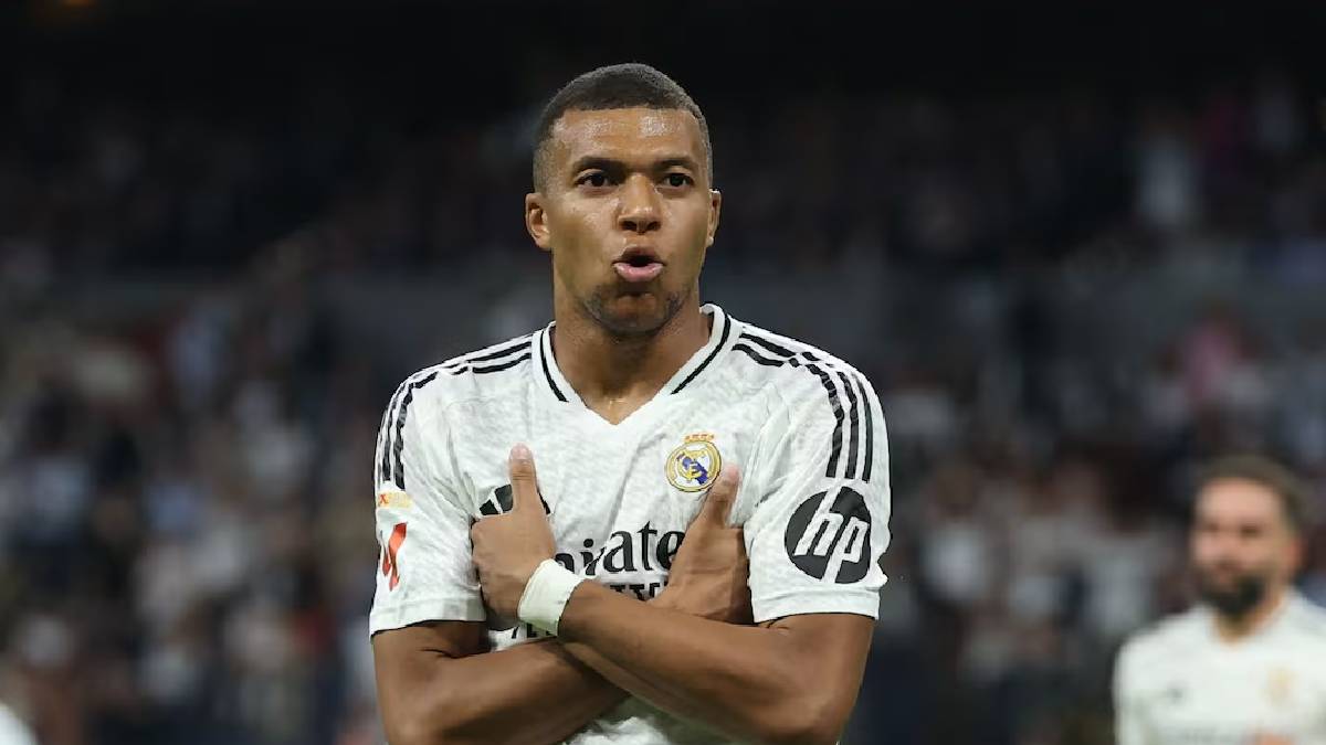 Kylian Mbappé desafía la polémica: publica video en bicicleta pese a advertencia de Mourinho durante su recuperación - Foto: AP.
