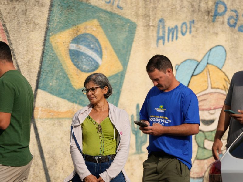 Lula y Bolsonaro miden fuerzas en las urnas en clave elección para Brasil