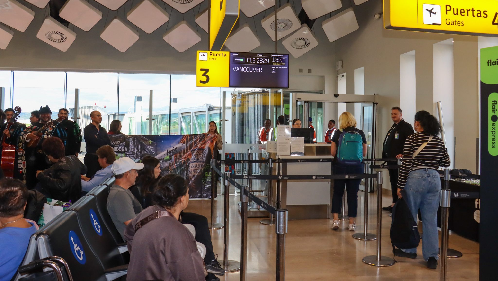 Flair Airlines launches weekly direct flights between Guanajuato and Vancouver
