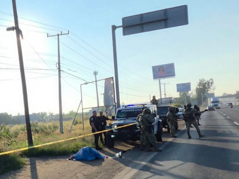 Brutal hallazgo en León: Tiran torso de hombre en llamas en la Silao-León; tenía varios tatuajes